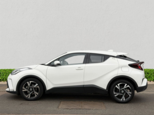 2022 Toyota C-Hr 1.8 Vvt-H Gpf Design SUV 5dr Petrol Hybrid CVT Euro 6 (s/s) (122 Ps) in White — image 4