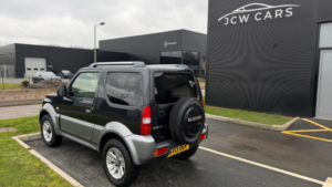 2013 Suzuki Jimny 1.3 Vvt Sz4 4WD Euro 5 3dr in Black — image 3