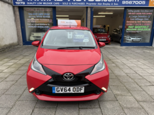 2015 Toyota Aygo 1.0 Vvt-I X-Play in Red — image 2