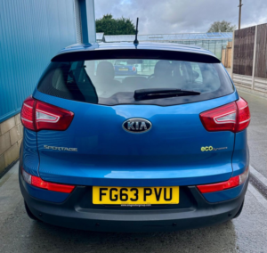2014 Kia Sportage 1.7 Crdi Ecodynamics 1 2WD Euro 5 (s/s) 5dr in Blue — image 3