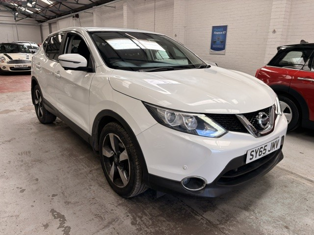 2015 Nissan Qashqai 1.5 Dci N-Tec in White — image 1