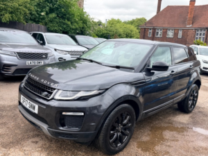 2017 Land Rover Range Rover Evoque Td4 Se Tech in Grey — image 6