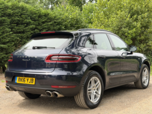 2016 Porsche Macan 3.0 Td V6 S in Blue — image 5