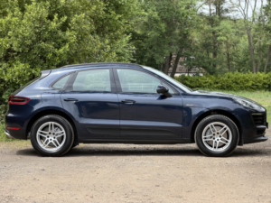 2016 Porsche Macan 3.0 Td V6 S in Blue — image 6