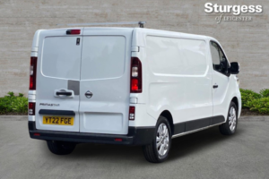 2022 Nissan Primastar 2.0 Dci 30 Tekna L2 H1 Euro 6 (s/s) 5dr in White — image 5