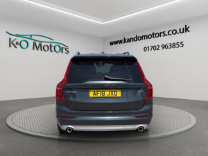 2018 Volvo Xc90 2.0 D5 Powerpulse Momentum Auto 4WD Euro 6 (s/s) 5dr in Grey — image 5
