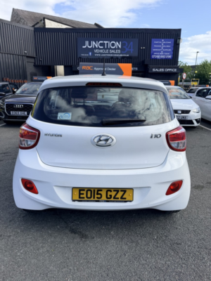 2015 Hyundai I10 1.0 S in White — image 6
