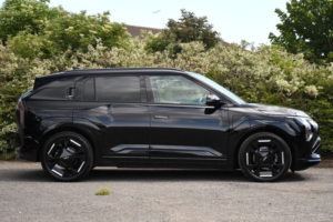2025 Kia Ev3 81.4kwh Gt-Line SUV 5dr Electric Auto (201 Bhp) in Black — image 2