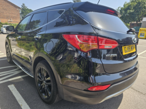 2015 Hyundai Santa Fe 2.2 Crdi Premium Se in Black — image 6