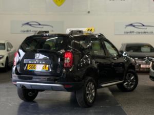 2016 Dacia Duster 1.5 Laureate Dci 110 4x2 in Black — image 4