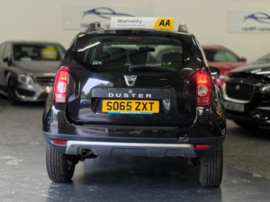 2016 Dacia Duster 1.5 Laureate Dci 110 4x2 in Black — image 5