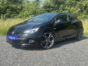 2017 Vauxhall Astra Gtc 1.4 I Turbo Limited Edition in Black — image 6