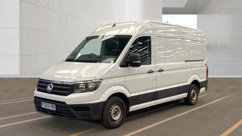 2020 Volkswagen Crafter 2.0 Tdi Cr35 Trendline Fwd Mwb Euro 6 (s/s) 5dr in White — image 1