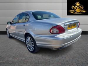 2007 Jaguar X-Type 2.0 D S in Silver — image 5