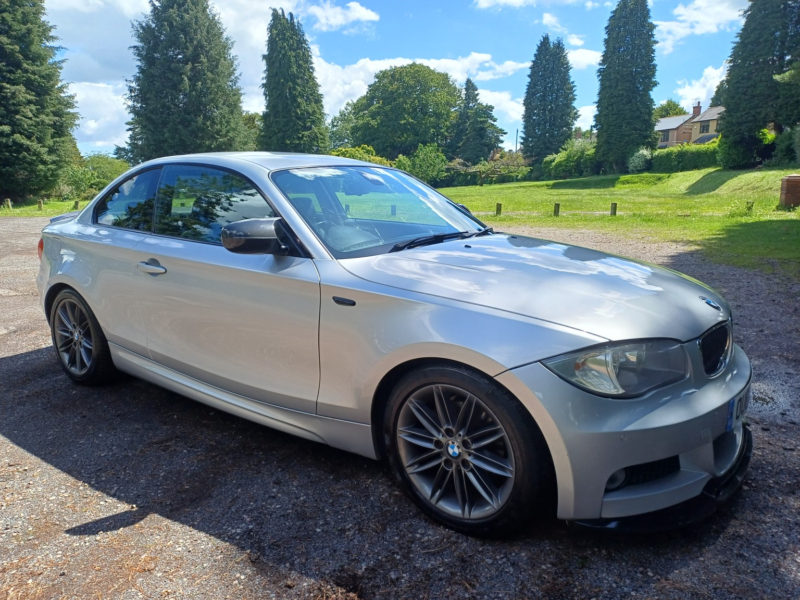 2011 BMW 1 Series 2.0 118d M Sport Coupe in Silver — image 1