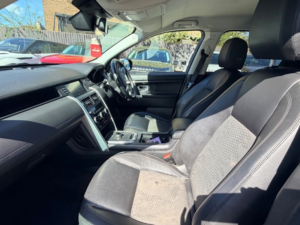 2017 Land Rover Discovery Sport Td4 Se in Grey — image 4