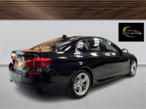 2014 BMW 5 Series 2.0 520d M Sport Euro 6 (s/s) 4dr in Black — image 5
