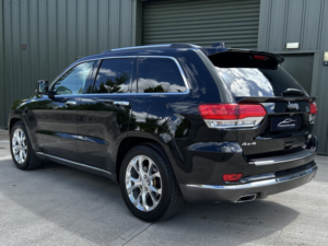 2019 Jeep Grand Cherokee 3.0 V6 Multijetii Summit in Black — image 2