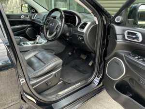 2019 Jeep Grand Cherokee 3.0 V6 Multijetii Summit in Black — image 4