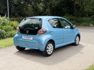 2013 Toyota Aygo 1.0 Vvt-I Move in Blue — image 5