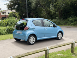 2013 Toyota Aygo 1.0 Vvt-I Move in Blue — image 6