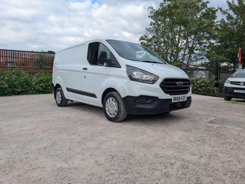 2018 Ford Transit Custom 2.0 300 Ecoblue L1 H1 Euro 6 5dr in White — image 1