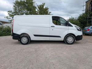 2018 Ford Transit Custom 2.0 300 Ecoblue L1 H1 Euro 6 5dr in White — image 2