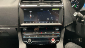 2019 Jaguar F-Pace 2.0 D180 R-Sport Auto AWD Euro 6 (s/s) 5dr in Silver — image 6