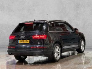 2016 Audi Q7 3.0 Tdi V6 S Line Tiptronic Quattro Euro 6 (s/s) 5dr in Black — image 2