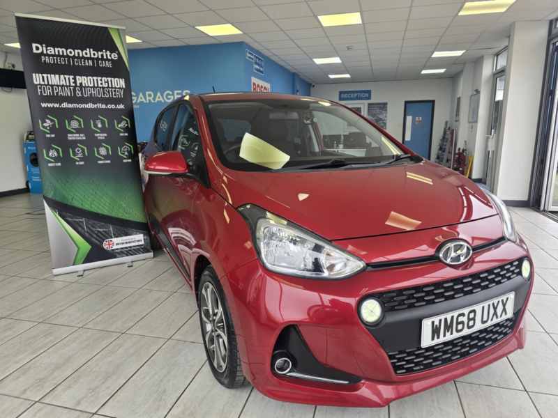2019 Hyundai I10 1.2 I10 Prem Se 1.2 A/t My19 in Red — image 1