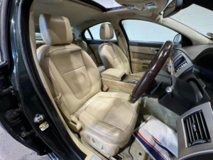 2009 Jaguar Xf 3.0d S V6 Portfolio Auto Euro 5 4dr in Green — image 3