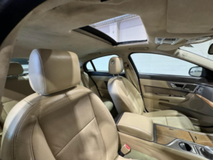 2009 Jaguar Xf 3.0d S V6 Portfolio Auto Euro 5 4dr in Green — image 4