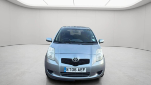 2006 Toyota Yaris 1.3 T3 Multimode 5dr in Silver — image 2