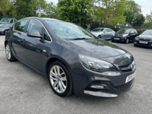 2015 Vauxhall Astra 1.6i Tech Line Gt Euro 6 5dr in Grey — image 2