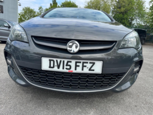 2015 Vauxhall Astra 1.6i Tech Line Gt Euro 6 5dr in Grey — image 3