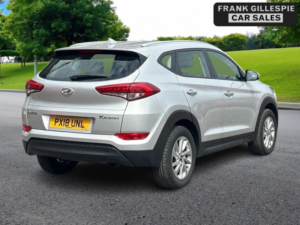 2017 Hyundai Tucson 1.6 Gdi Blue Drive Se Euro 6 (s/s) 5dr in Silver — image 4