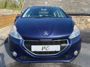 2014 Peugeot 208 1.4 208 Active Hdi 5dr in Blue — image 5
