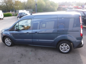 2022 Ford Transit Connect 1.5 Transit Connect Limited Van Lwb 250 L2 1.5l Ecoblue 120ps Fwd 6-Speed Manual in Blue — image 5