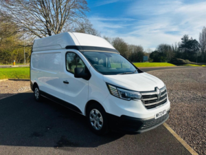 2023 Renault Trafic 2.0 Dci Blue Lh30 Business L2 H2 Euro 6 (s/s) 5dr in White — image 2