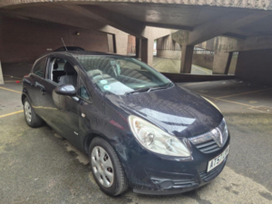 2008 Vauxhall Corsa 1.2i 16v Club 3dr in Black — image 4