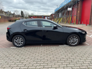 2022 Mazda Mazda3 2.0 E-Skyactiv-G Mhev Se-L Lux Euro 6 (s/s) 5dr in Black — image 4