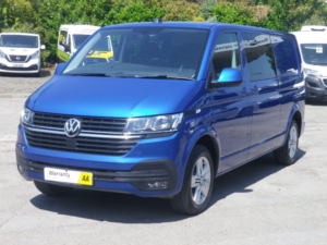 2024 Volkswagen Transporter T32 2.0 Tdi 150 Highline Lwb Kombi in Blue — image 4
