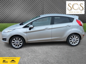 2017 Ford Fiesta 1.0 T Ecoboost Titanium in Silver — image 4