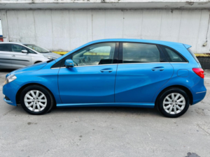2013 Mercedes-Benz B Class 1.5 B180 Cdi Se Euro 5 (s/s) 5dr in Blue — image 5