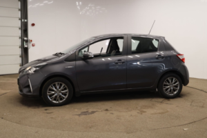 2018 Toyota Yaris 1.5 Vvt-H Icon in Grey — image 4