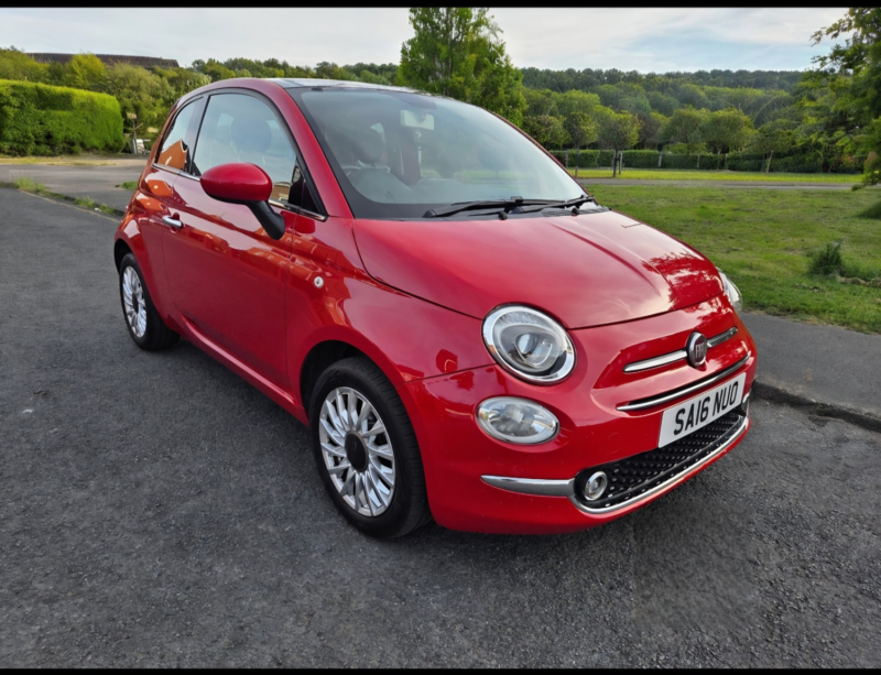 2016 Fiat 500 1.2 500 My17 1.2 69hp Lounge in Red — image 1