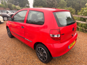 2009 Volkswagen Fox 1.2 6v Urban Fox Euro 4 3dr in Red — image 5