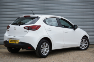 2016 Mazda Mazda2 1.5 Skyactiv-G Se in White — image 4