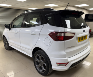 2018 Ford Ecosport 1.0t Ecoboost St-Line SUV 5dr Petrol Manual Euro 6 (s/s) (125 Ps) in Multicolour — image 3