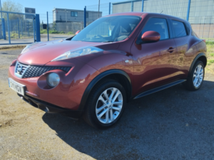 2011 Nissan Juke 1.5 Dci 8v Acenta Premium in Red — image 3